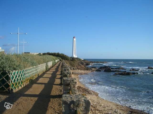Semaphore Les Sables-d'Olonne Luaran gambar
